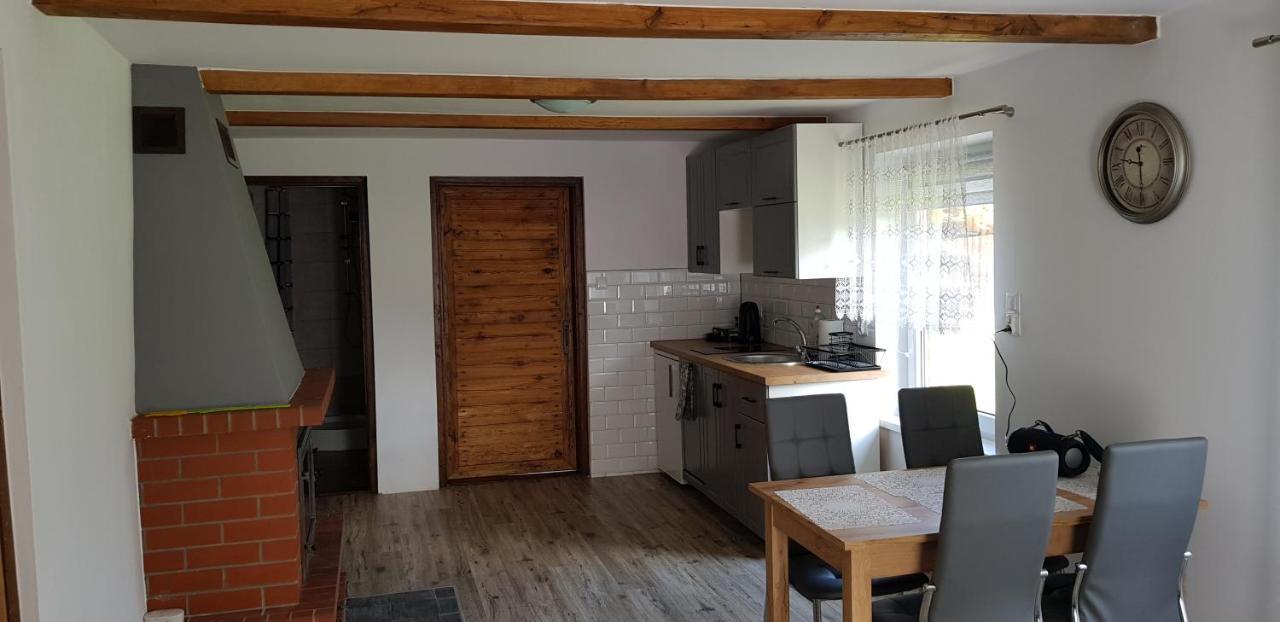 Appartement Dom Do Wynajecia Bocianie Gniazdo à Augustów Extérieur photo